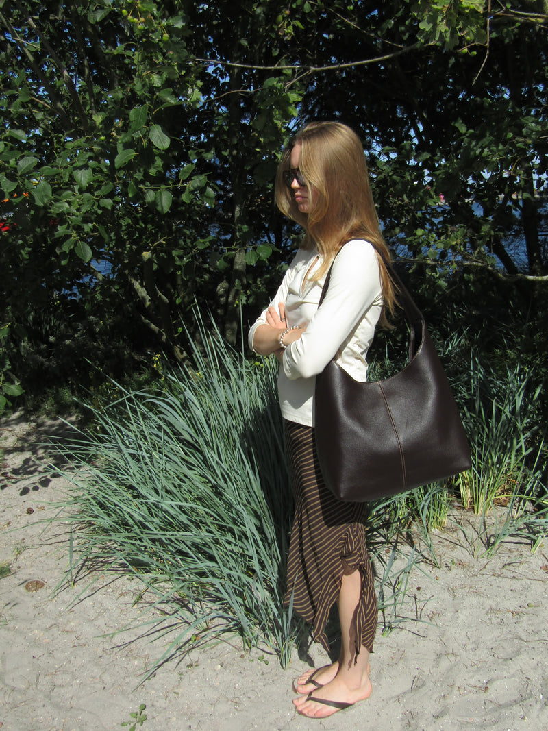 Mørkebrun skuldertaske